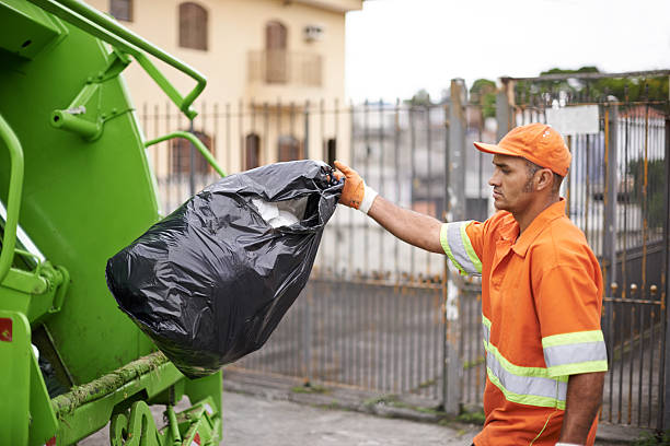 Best Yard Cleanup Services  in Hanna City, IL